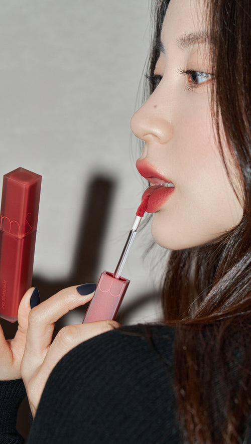 Load image 1 in gallery view. BLUR FUDGE TINT